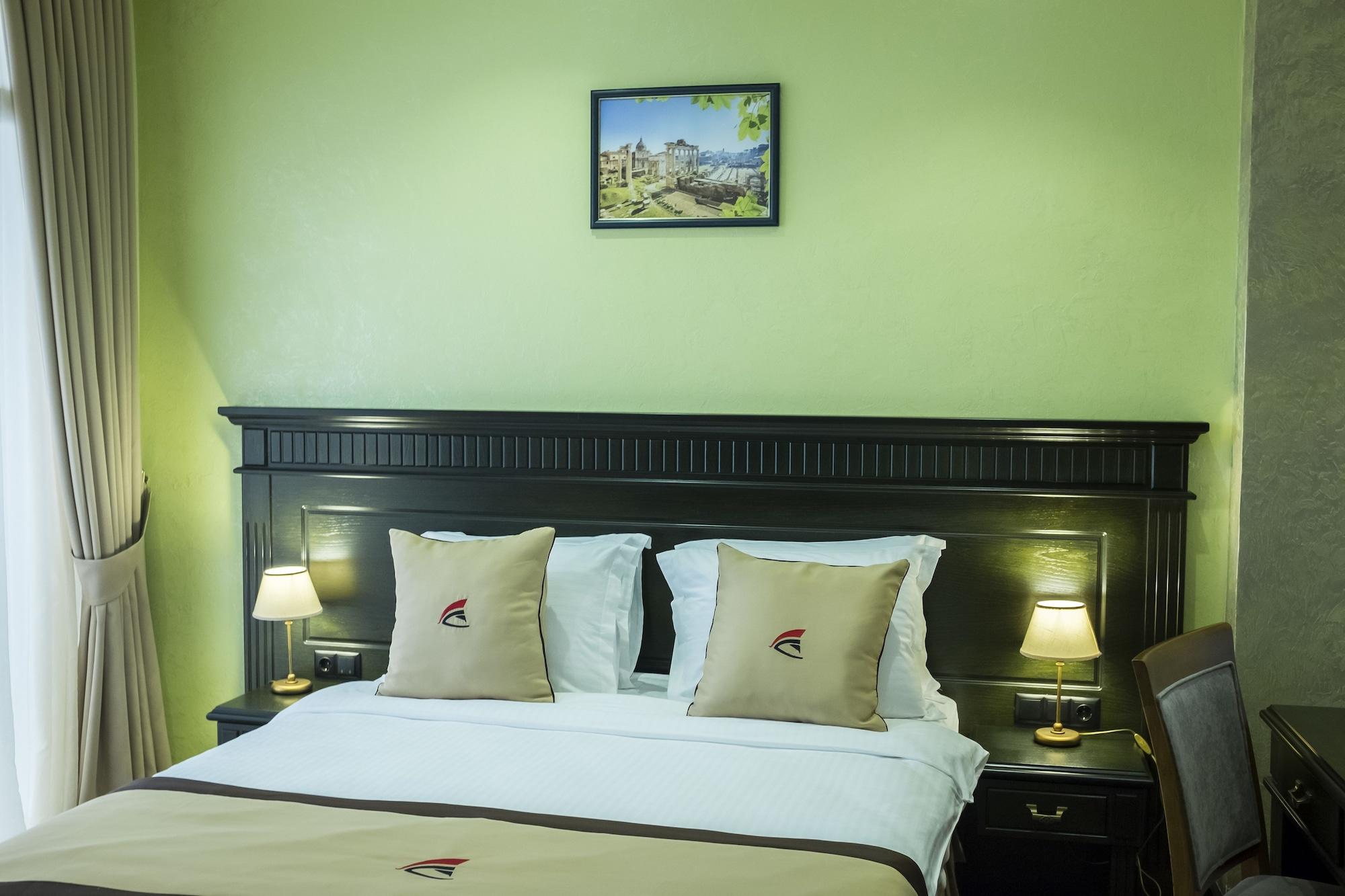 Colosseum Marina Hotel Batumi Bagian luar foto