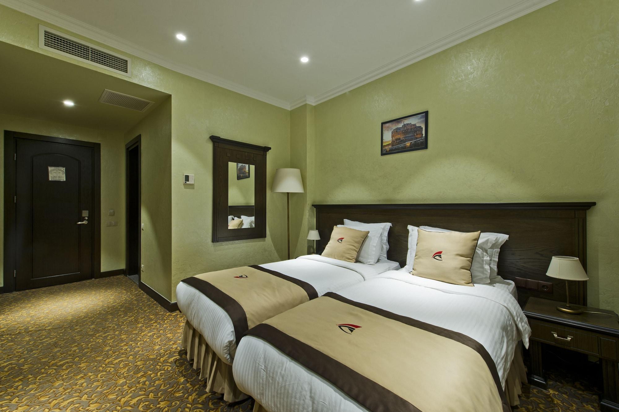 Colosseum Marina Hotel Batumi Bagian luar foto